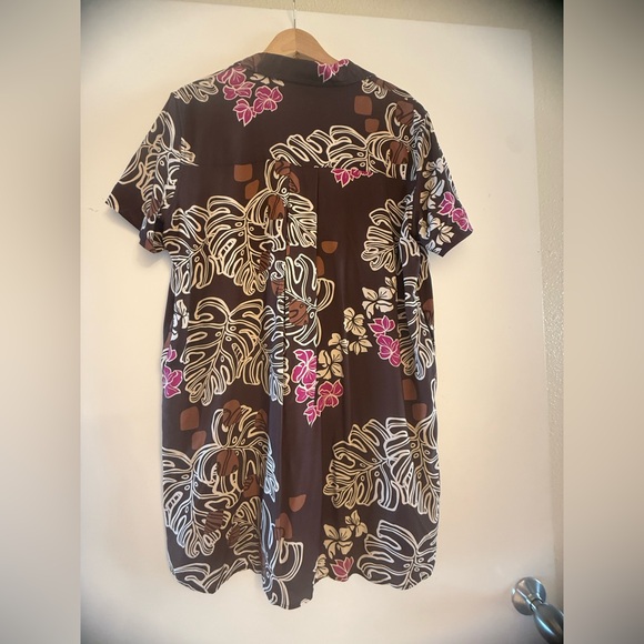 Fighting Eel Brown and Pink Floral Button Down dress - Picture 3 of 6